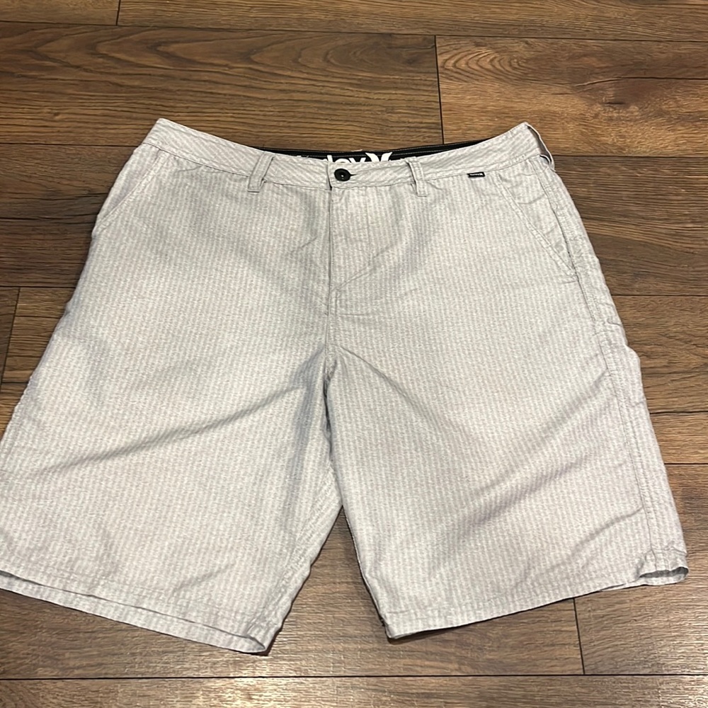 Hurley Buckle exclusive hybrid short 34